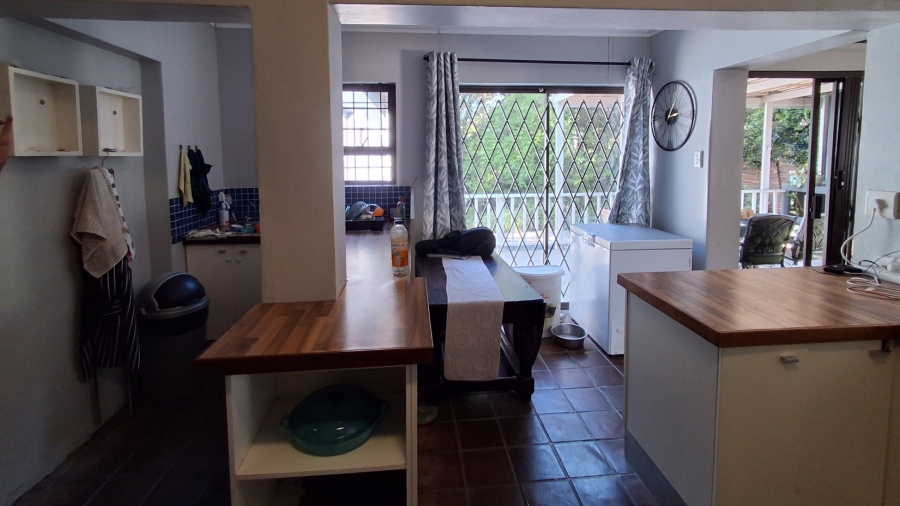 6 Bedroom Property for Sale in Vincent Eastern Cape